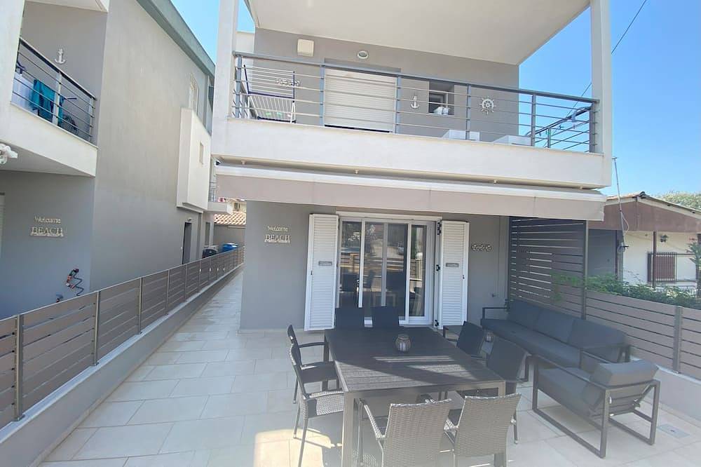 Villa Nikoleti - three bedroom house few minutes from the beach in Nikiti, Sithonia Peninsula