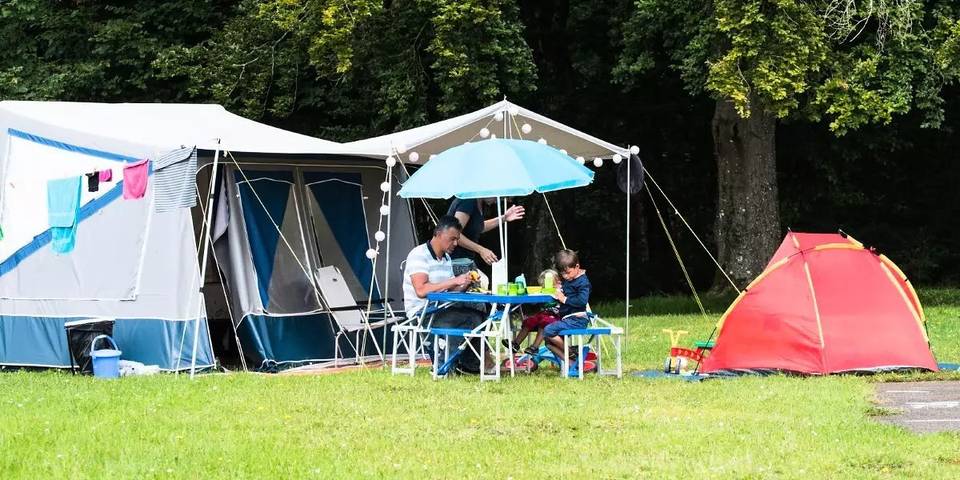 Camping pour 6 personnes, avec terrasse dans Ardennes (Belgique) - 3