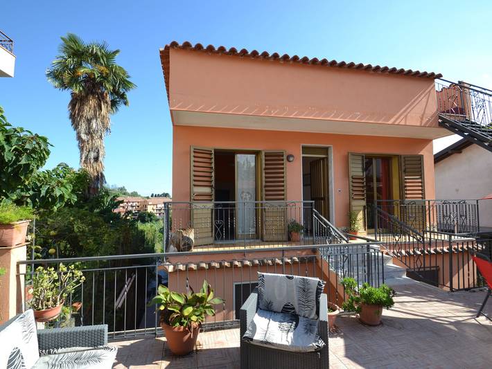 Vacation rental for 4 people, with Balcony/Terrace and Terrace in Taormina