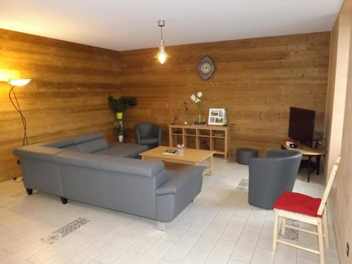 Holiday Home in Neussargues en Pinatelle, Parc naturel régional des Volcans d'Auvergne