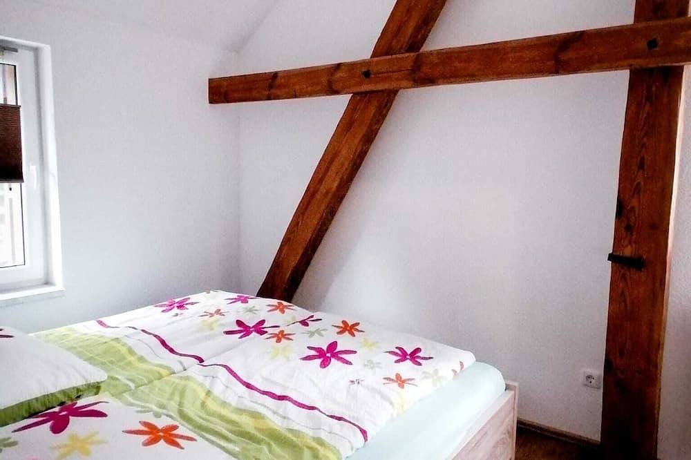 Ganze Wohnung, Ferienwohnung Am Obstbaum \"Kirsche\" in Golßen, Dahme-Spreewald