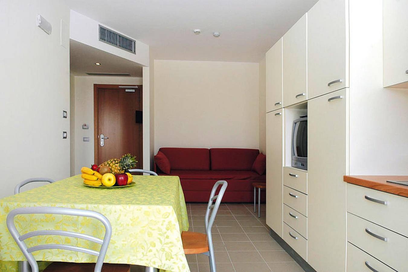 Entire apartment, Apartment in Roseto near Sandy Beach in Adriatic Coast Abruzzo