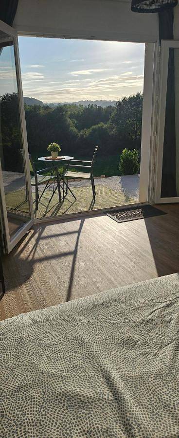 Maison de campagne pour 2 personnes, avec vue ainsi que jardin et terrasse à Villefranque - 3