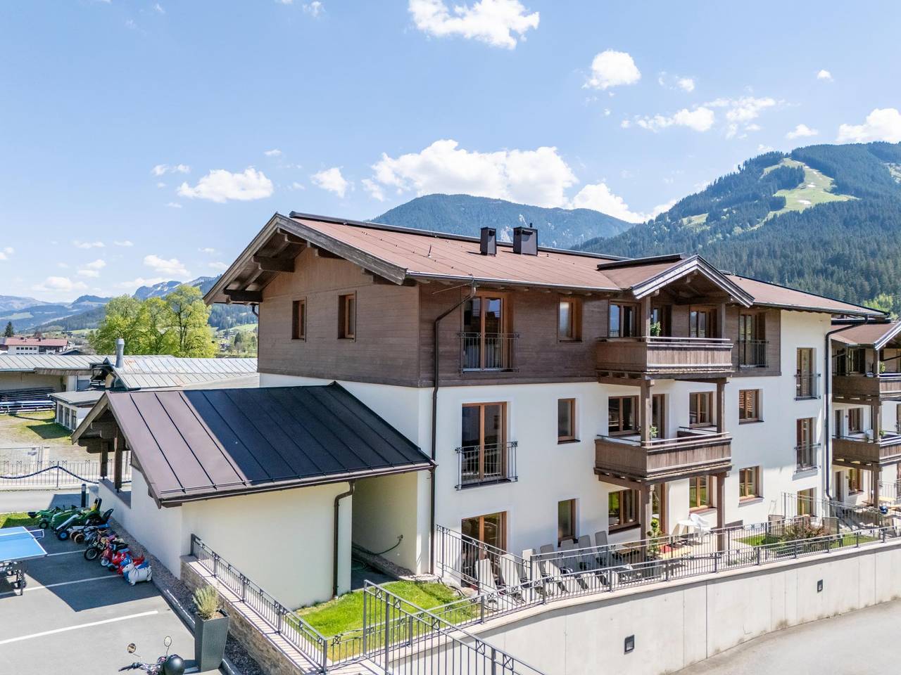 Geheel appartement, Luxe appartement met wellness bij de gondel in Brixen im Thale, Kaisergebirge