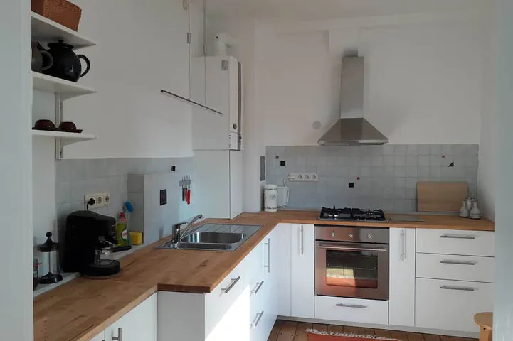 Ganze Wohnung, Schöne Ferienwohnung mit Garten, sehr nah am Stadtzentrum in Celle, Aller-Leine-Tal