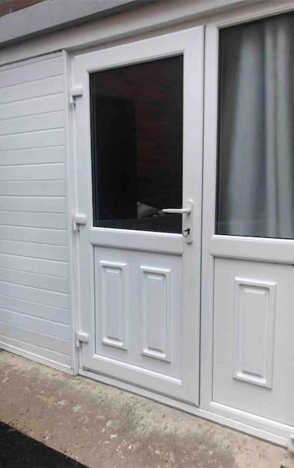 Apartamento para 3 personas, con jacuzzi además de jardín y sauna en Belfast