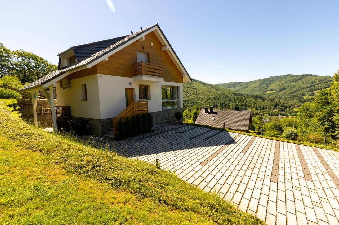 Jaworowa Hill - luksusowy dom Brenna - sauna oraz jacuzzi in Brenna, Karpaty (Polska)