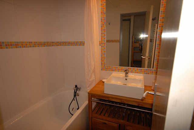 Entire studio, Résidence les Marmottes - Studio 4 people (C1) in Gourette, Eaux-Bonnes