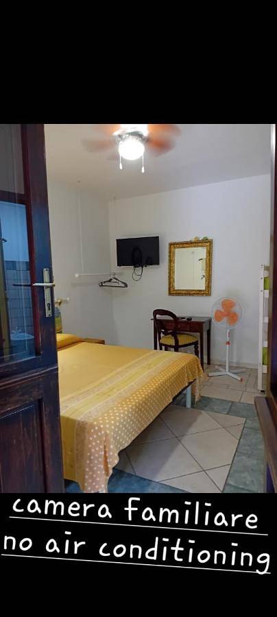 Chambre d’hôte pour 5 personnes, avec vue et jardin, animaux acceptés à Sorso - 2