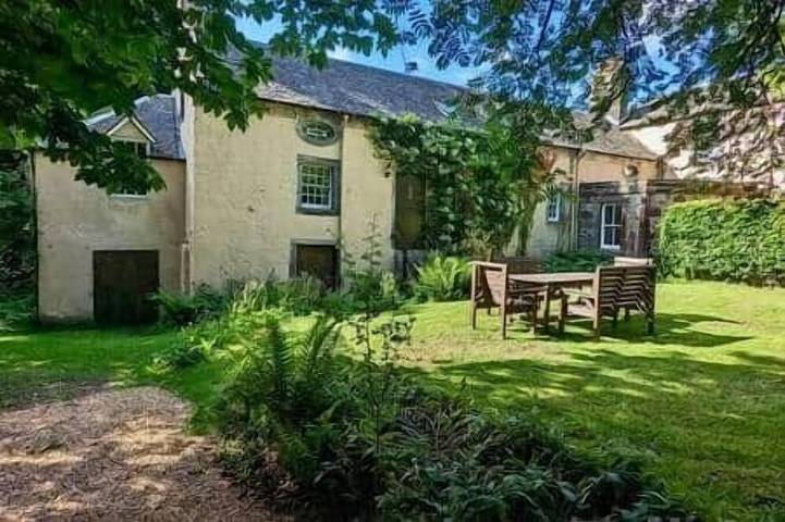 Holiday rental for 6 people, with garden and hot tub in Stirling