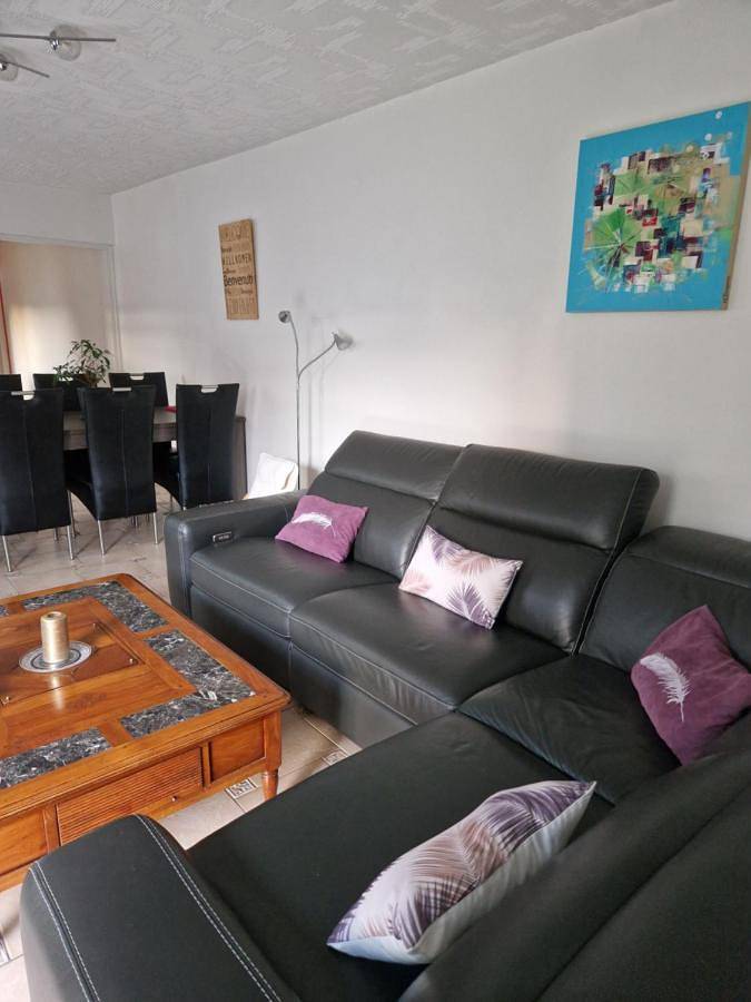 Location de vacances pour 5 personnes, avec vue et jardin à Villers-sous-Châtillon - 2