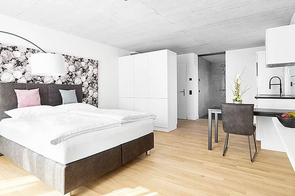 Ganze Wohnung, Livisit bergpartment 33 - double room 27 sqm - with south-facing balcony in Stuttgart, Stuttgart Region