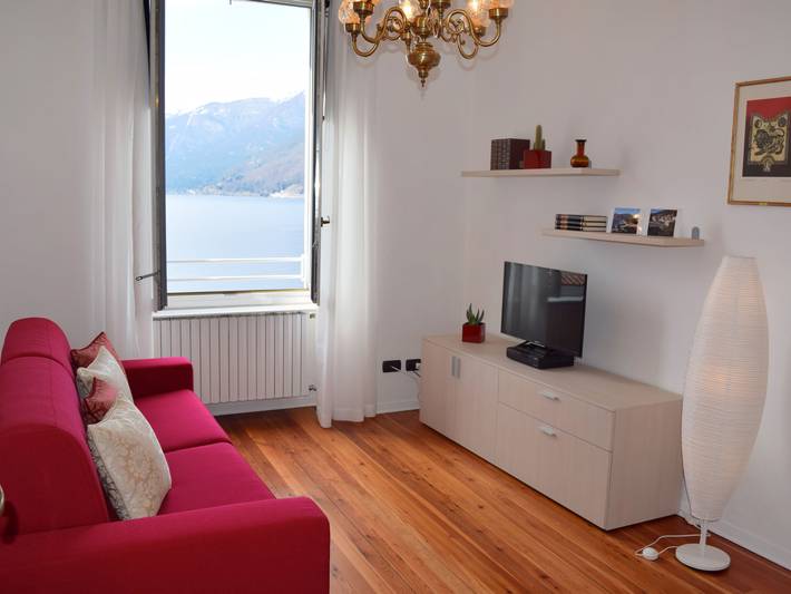 Ganze Wohnung, Piazzetta in Maccagno, Maccagno con Pino e Veddasca