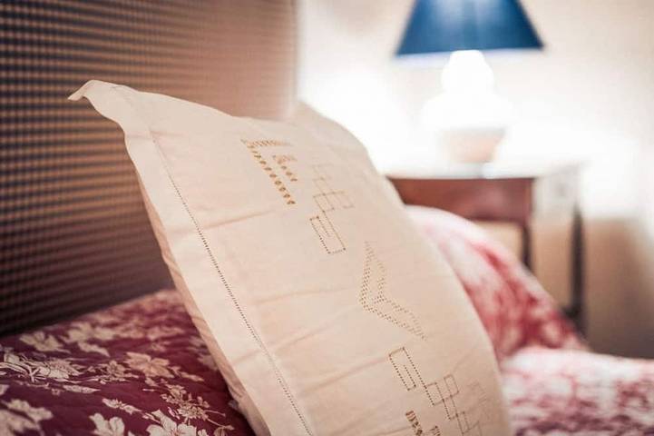 Location de vacances pour 3 personnes, avec Terrasse et Jardin à Ploubalay - 3