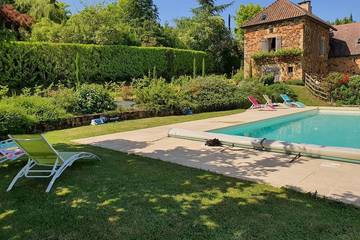 Gîte pour 4 personnes à Saint-Martial-de-Nabirat