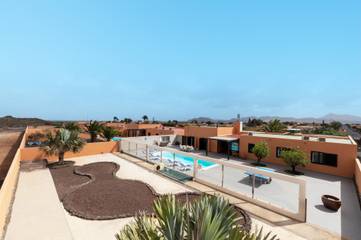 Casa De Vacaciones para 6 Personas en La Capellania (Corralejo), La Oliva, Foto 2