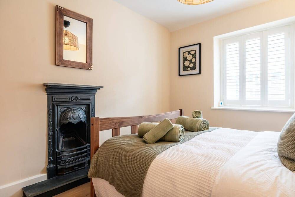 Beautiful One Bedroom Home in Glastonbury in Glastonbury, Somerset