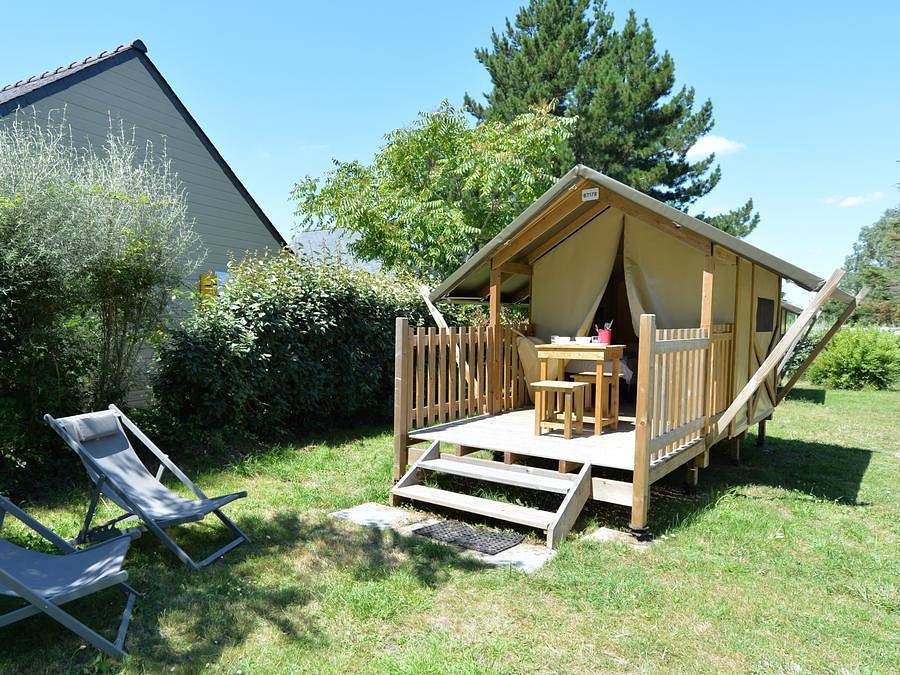Camping Le Tindio - Bungalowzelt 2 personen in Arzon, Côte des Mégalithes