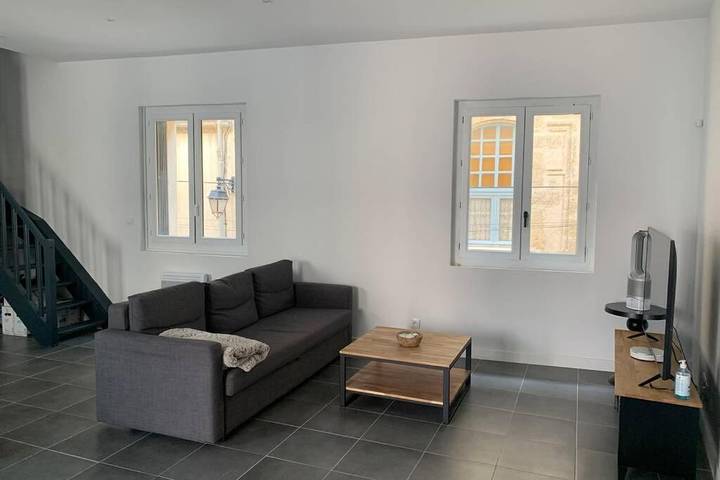 Location de vacances pour 6 personnes, avec terrasse, animaux acceptés à Montagnac - 2