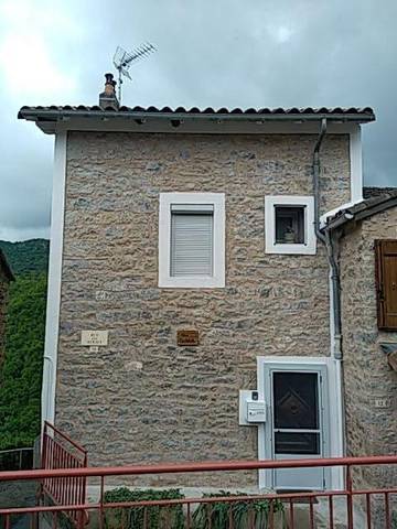 Gîte pour 4 personnes, avec balcon dans La Bastide-Pradines