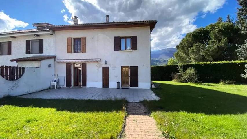 Appartement de vacances pour 9 personnes, avec jardin, animaux acceptés