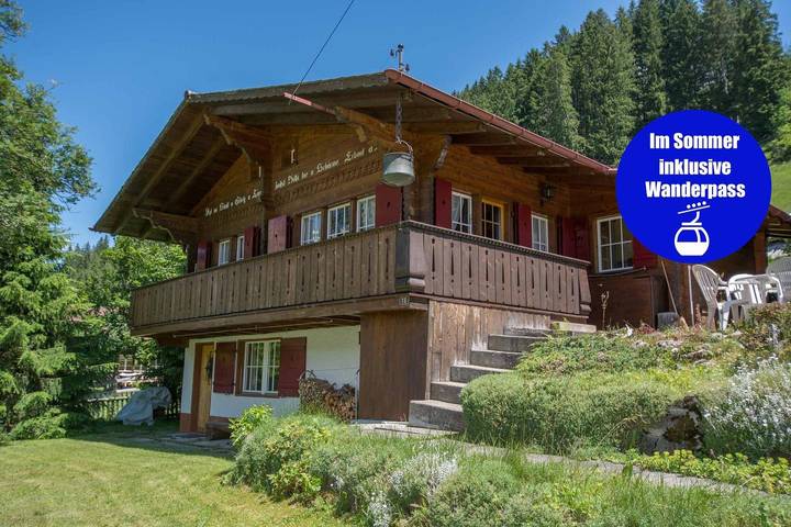Hütte für 5 Personen, mit Balkon und Terrasse sowie Garten und Ausblick im Berner Oberland