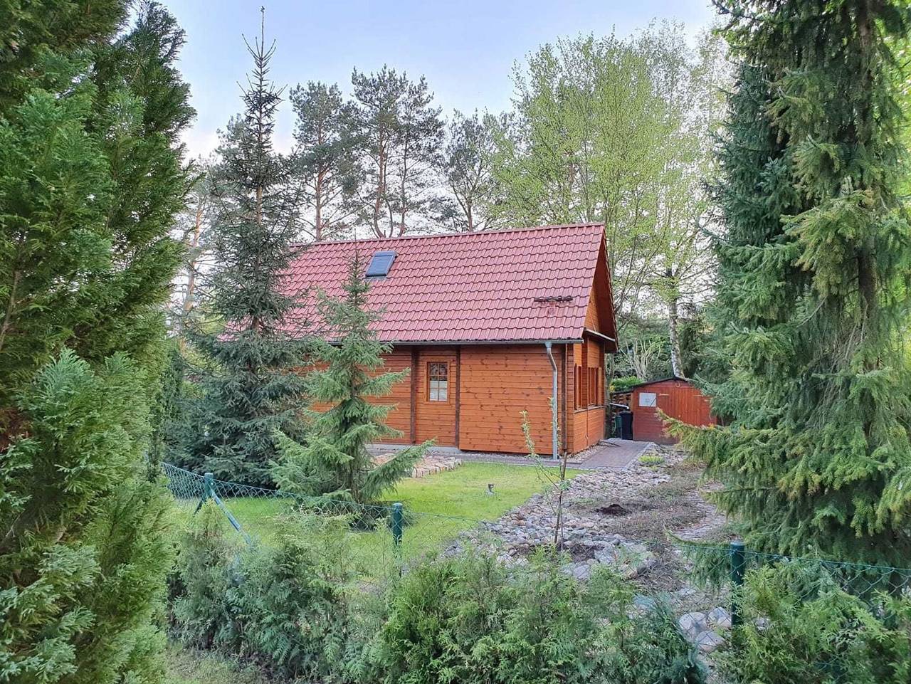 Blockhaus Canow mit Fahrrädern in Canow, Wustrow (Mecklenburgische Seenplatte)