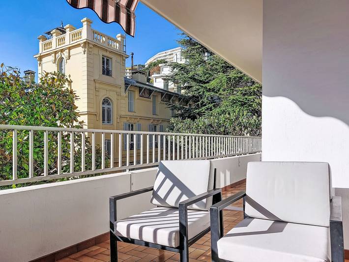 Ferienwohnung für 4 Personen, mit Ausblick und Terrasse in Nizza - 4