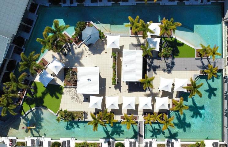 Apartamento de vacaciones para 4 personas, con jardín y jacuzzi además de piscina y piscina para niños - 1