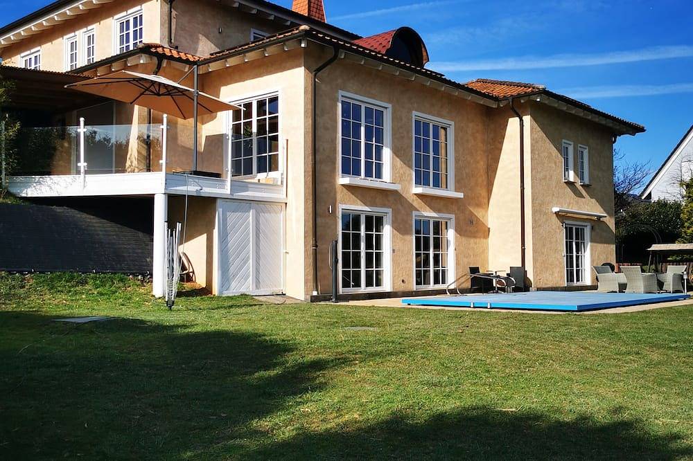 Ganze Wohnung, Gemütliche Ferienwohnung mit Garten in Mastershausen, Hunsrück