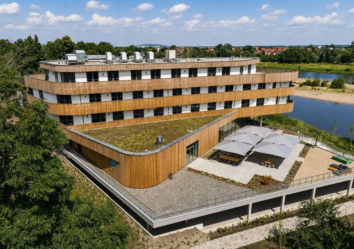 Hotel für 4 Personen, mit Balkon und Terrasse sowie Ausblick in Elbe-Börde-Heide - 2