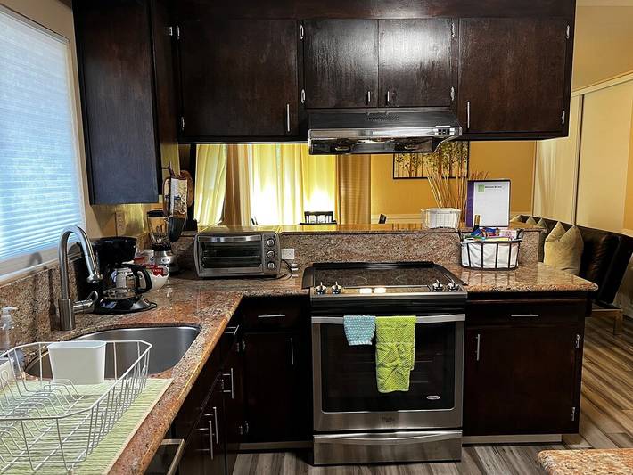 Vacation rental for 6 people, with balcony in Alameda (CA)