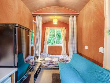 Glamping for 2 People in High Halden, Kent, Photo 4