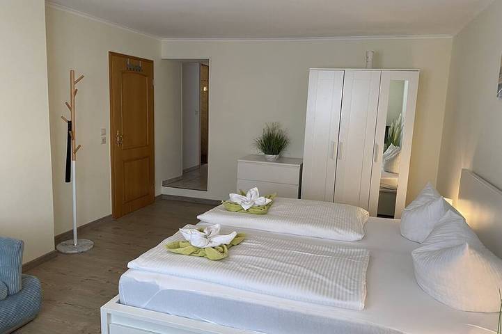 Ferienwohnung für 2 Personen, mit Terrasse und Garten sowie Sauna in Thiessow - 2