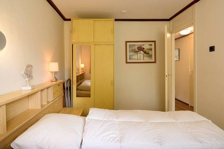 Ferienwohnung für 4 Personen, mit Terrasse und Pool in Nieuw-Haamstede - 2