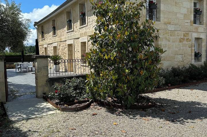 Chambre d’hôte pour 8 personnes à Saint-Louis-de-Montferrand
