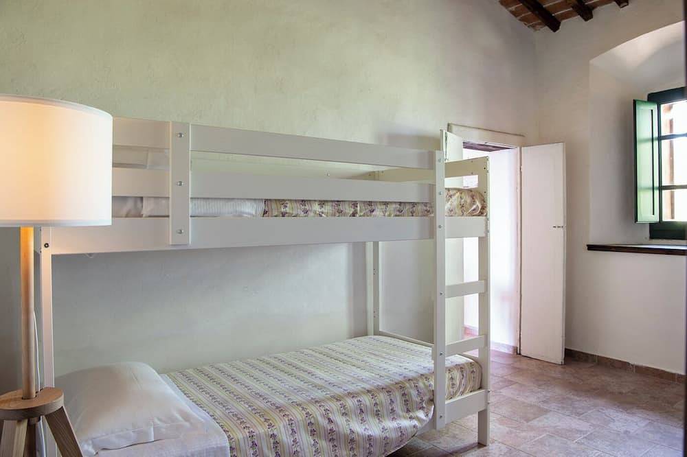 Ganze Wohnung, Myrtle Apartment, 4 beds. Private garden with sea view in Roccamare, Castiglione della Pescaia