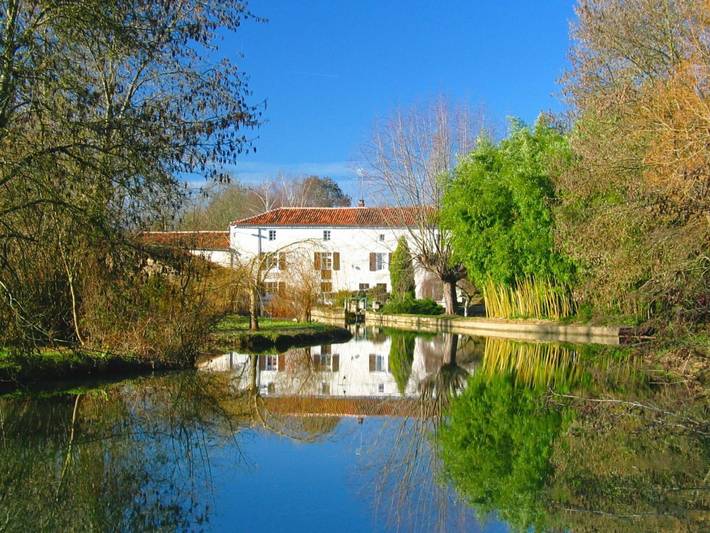 Gîte pour 11 personnes, avec jardin en Charente - 2