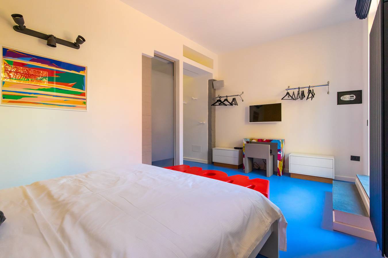 Amana in Napoli, Napoli e dintorni