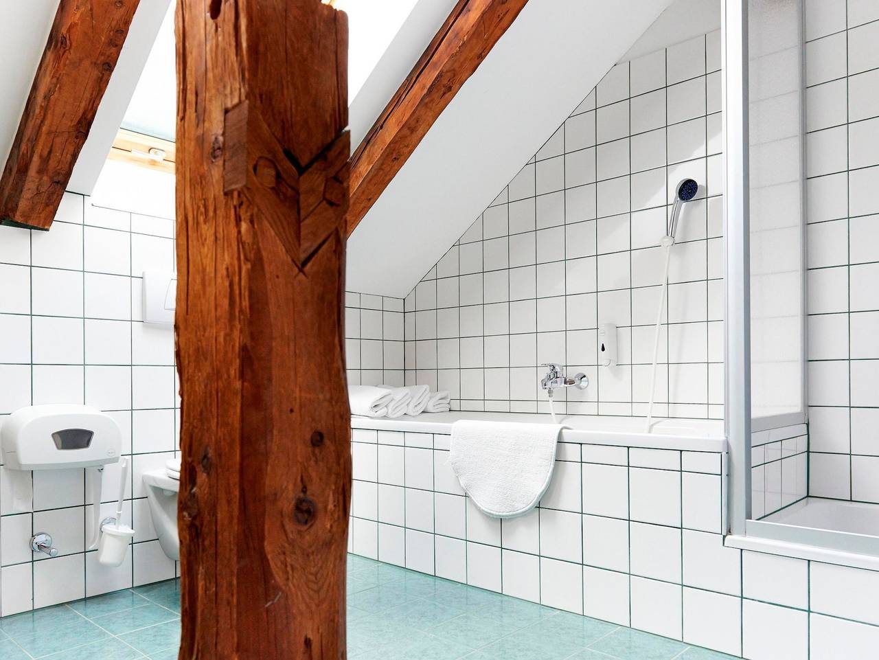 Hotelchen Döllacher Dorfwirtshaus - Doppelzimmer in Großkirchheim, Bezirk Spittal an der Drau