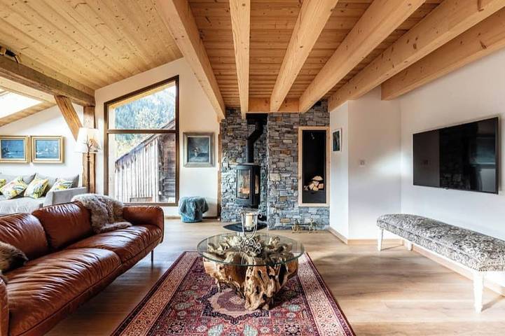 Ganze Wohnung, Stunning alpine retreat near Morzine. Sleeps 8 in La Côte-d'Arbroz, Les Portes du Soleil