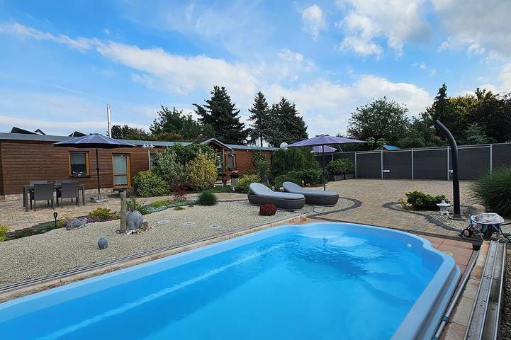 Ferienhaus für 4 Personen, mit Sauna und Pool in Radebeul