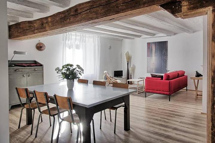 Maison d’hôte pour 4 personnes, avec Terrasse ainsi que Jardin et Piscine à Pocé-sur-Cisse
