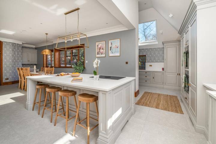 Holiday apartment for 17 people, with hot tub and garden - 1