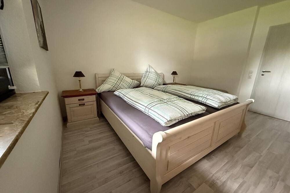 Ganze Wohnung, Apartment „Im Land der 1000 Berge“ mit privater Terrasse und Wlan in Neuenrade, Märkischer Kreis