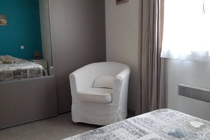 Location de vacances pour 6 personnes, avec jardin à Régusse - 4