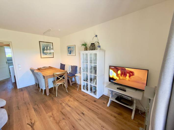 Ganze Wohnung, 3-Zimmer-Ferienappartement mit Süd-Terrasse zum ausgiebigen Sonnen in Nordfriesische Inseln (Schleswig-Holstein) (Schleswig-Holstein), Wenningstedt