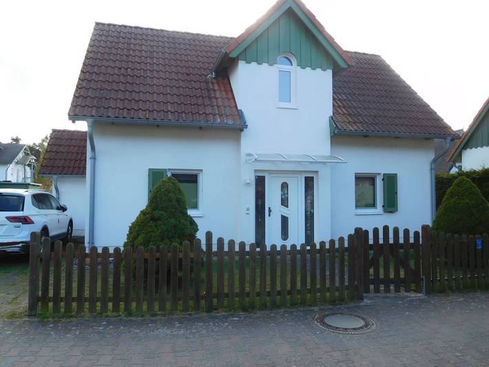 Ferienhaus für 6 Personen, mit Terrasse und Garten in Strand Karlshagen, Peenemünde