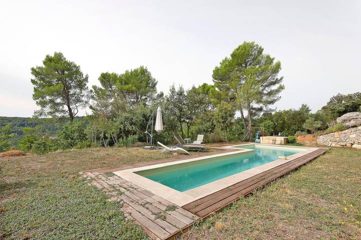 Casa vacanze "House Pool Out in The Wilds" con piscina condivisa e Wi-Fi in Salernes, Draguignan e dintorni