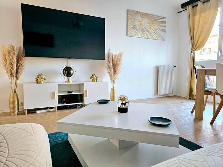 Gîte pour 6 personnes, avec balcon à Garges-lès-Gonesse - 2